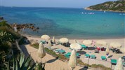 Club Hotel Fit - pláž v Club Hotel Baja Sardinia, Sardínia, Taliansko
