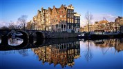 Amsterdam plný prekvapení - Budova v Amsterdam