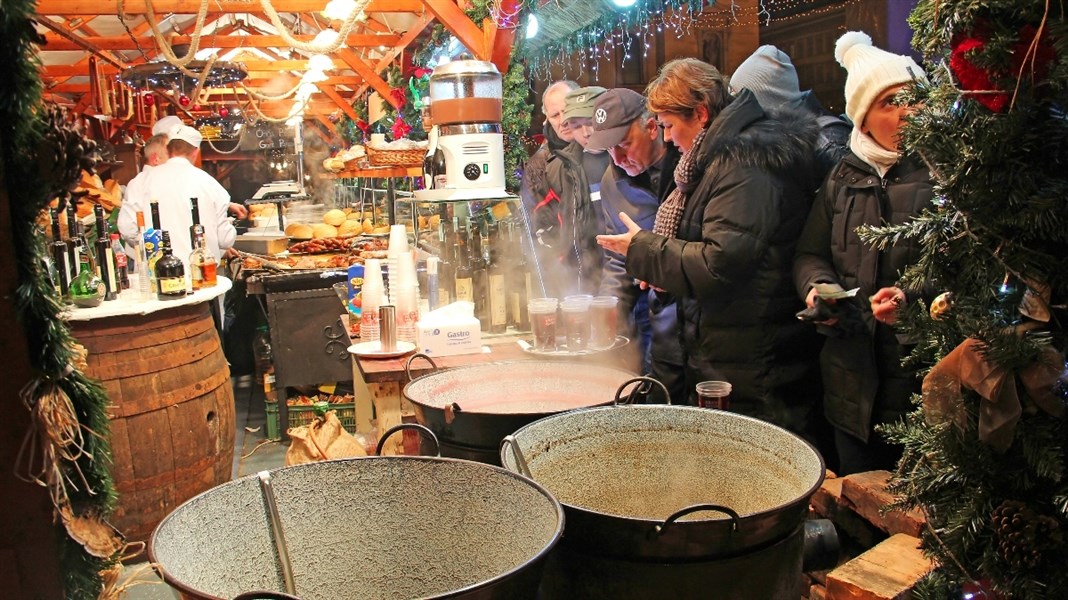 Vianočné trhy v Budapešti z KE